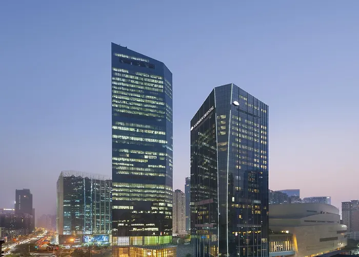 Dog friendly hotels Mandarin Oriental, Guangzhou