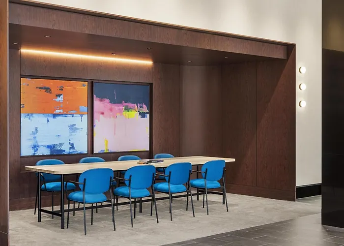  Hyatt Centric Montreal