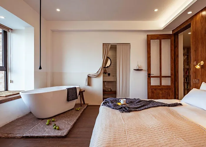 贰公子小书馆 Boys2Men River View Homestay-Chongqing-Jiefangbei