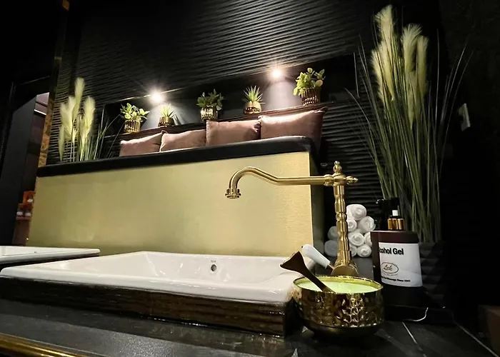 Grand 5 & Plaza Sukhumvit Bangkok
