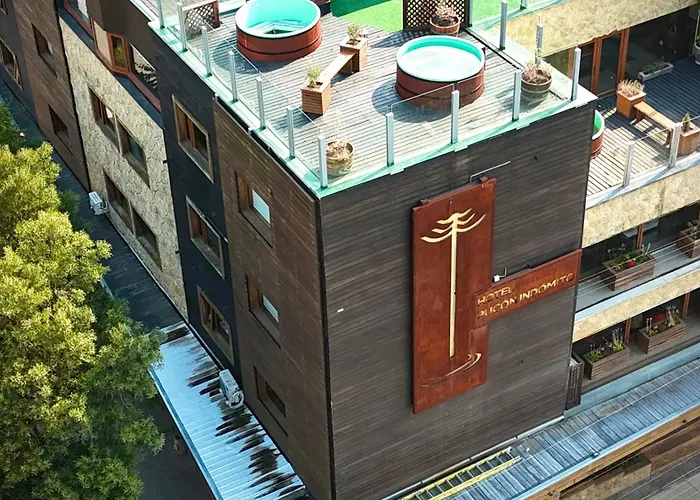 Hotel Pucón Indómito