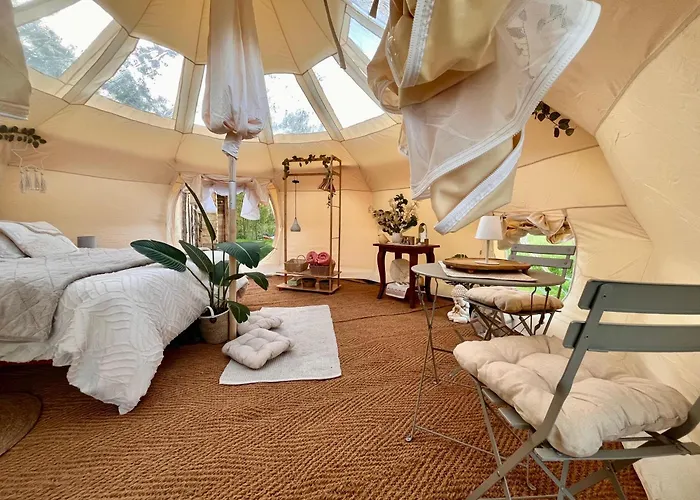 Les Gîtes et la Chambre de Labahou SPA