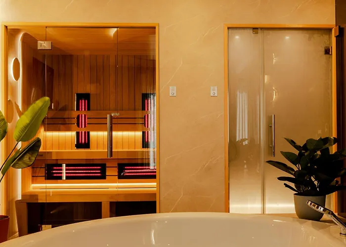 Boutique Hotel Charley'S