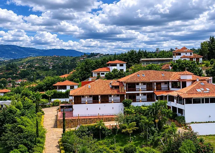 Hotel Puente Piedra