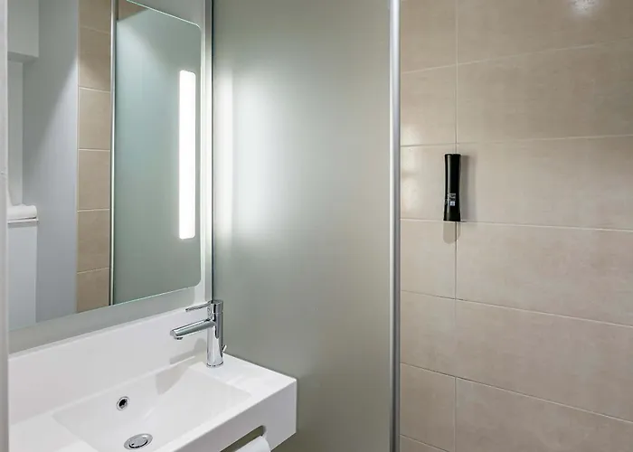 B&B Hotel Bordeaux Bassins A Flot