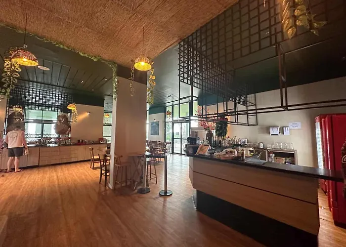 Tropical Executive Hotel Apt 606