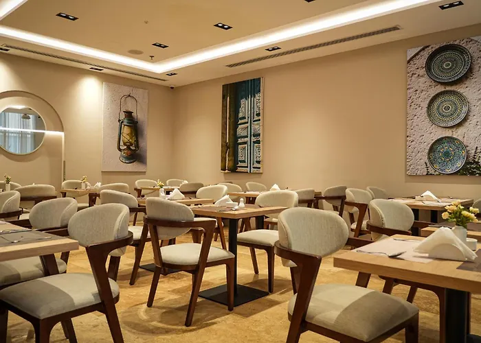 Hotels With Four Stars Citadines Al Ghubrah Muscat