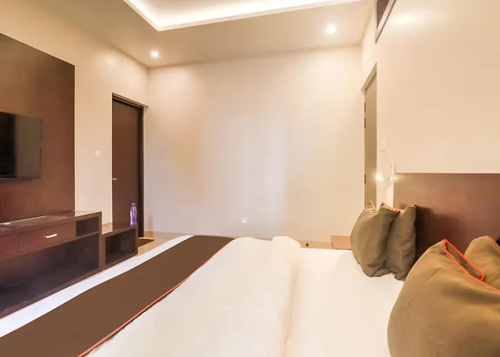 Super Townhouse Amaraa Farms Near Lulu Hypermarket