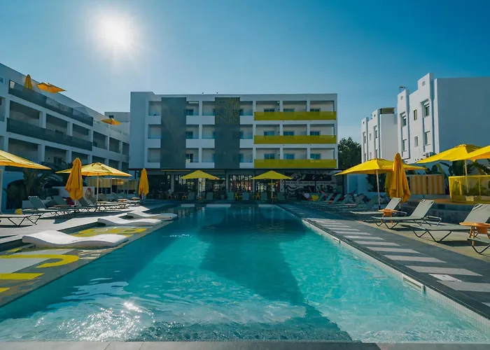 Ryans Lolas Ibiza - Adults Only