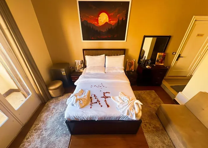 Golden Palace Suites