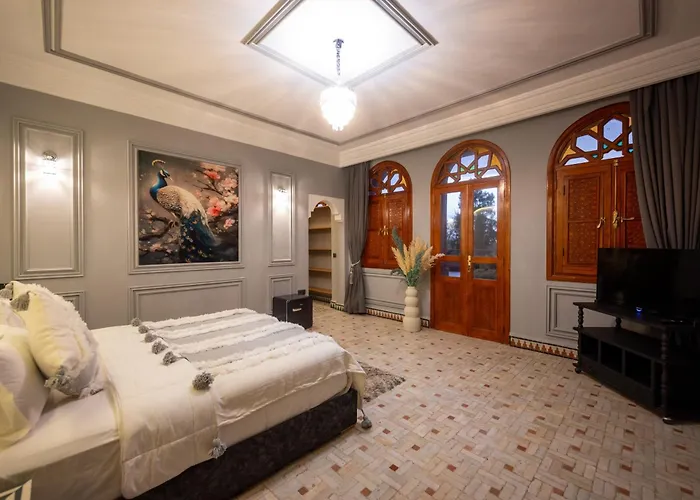 Nomadz Palace
