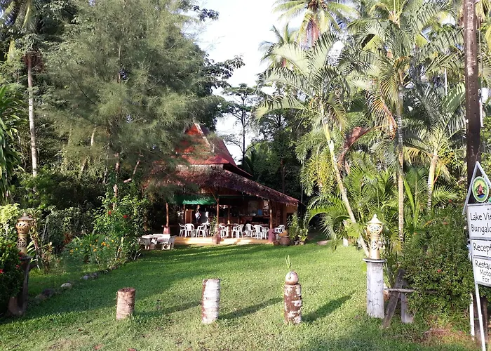Lake View Bungalows