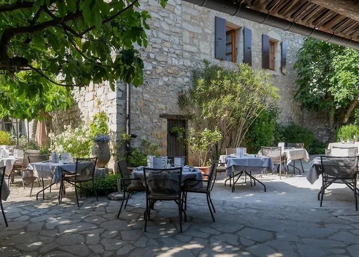 Logis Auberge Les Murets Hotel Restaurant Spa