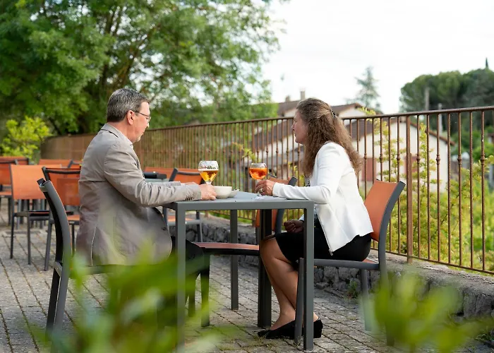 Logis Auberge Les Murets Hotel Restaurant Spa
