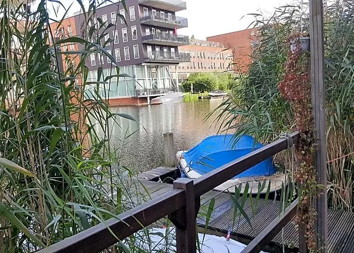 Great Canal Studio - Ac, Water View & Free Parking