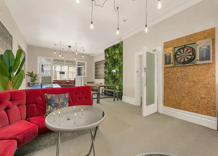 Ember House - Self Check-In, 2 Mins To The Beach