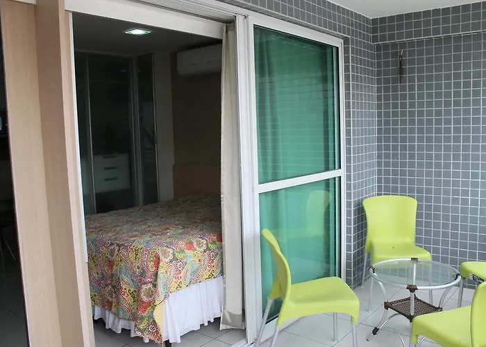 APARTAMENTO 17º Andar Beira Mar com 2 QUARTOS
