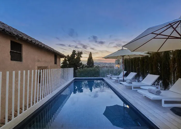 Convent De La Missio - Grand Luxury Boutique