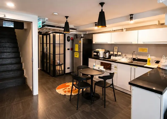 The Blocks Hostel Sukhumvit 10