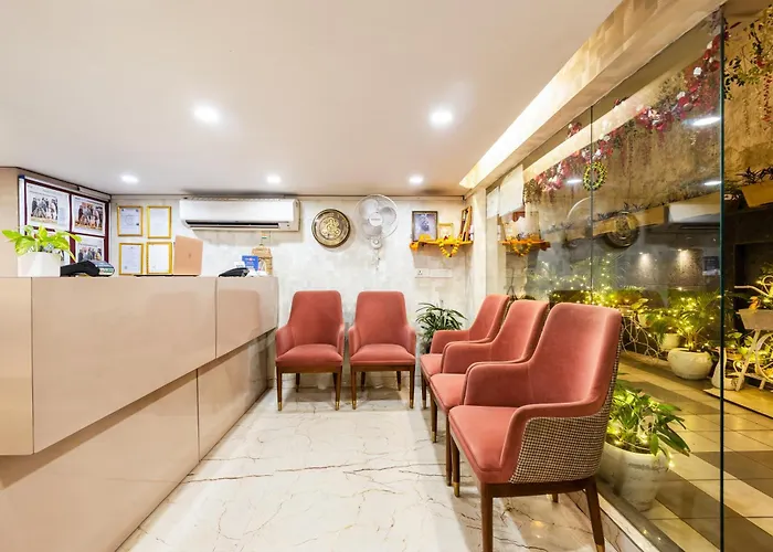 Picasso Prive Naraina Delhi - Couple Friendly Local Ids Accepted