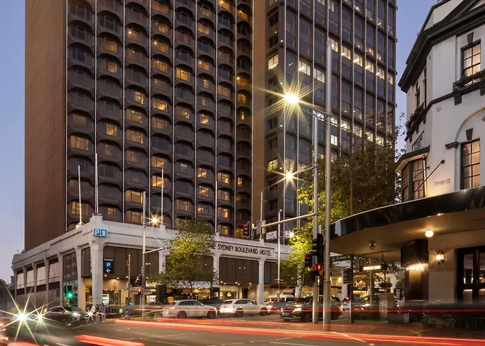 Sydney Boulevard