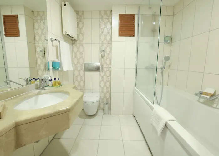 Crystal Kaymakli Hotel & Spa