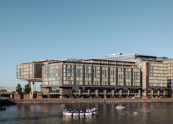 DoubleTree By Hilton Amsterdam Centraal Station