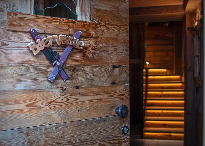 Chalet Matterhorn Francois - Central Alpine Chalet With Private Spa & Breakfast