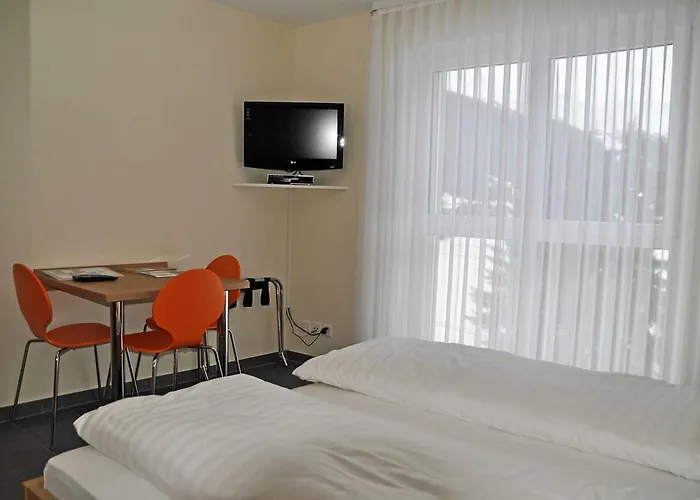 Hotel Cresta