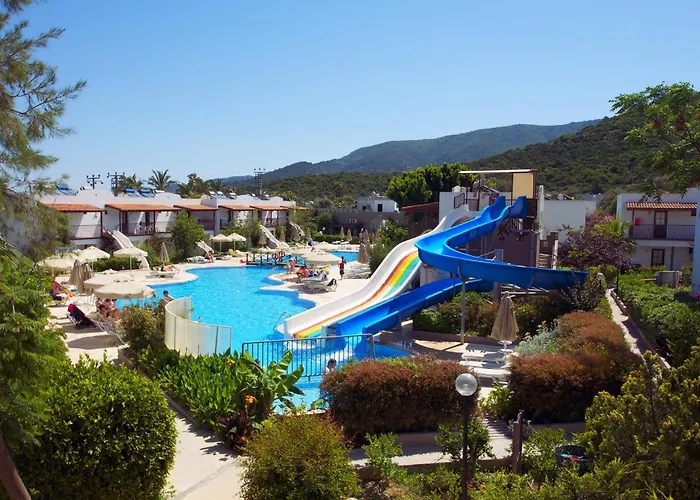 Izer Hotel Beach Club