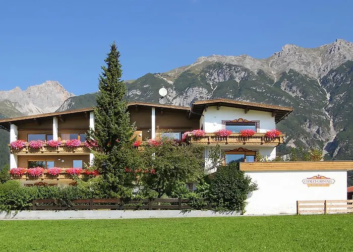 Ferienwohnungen Chalet Cristall