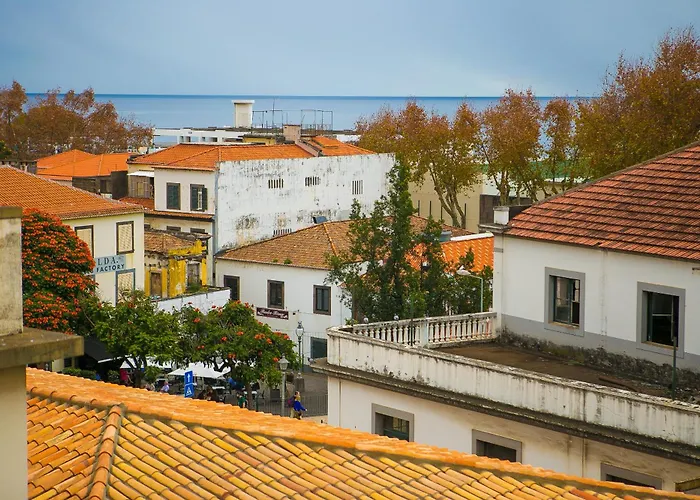 Alojamentos: The Marketplace By Storytellers