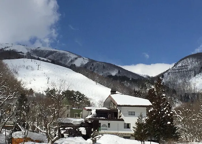 Hakuba Landmark Happo Lodge