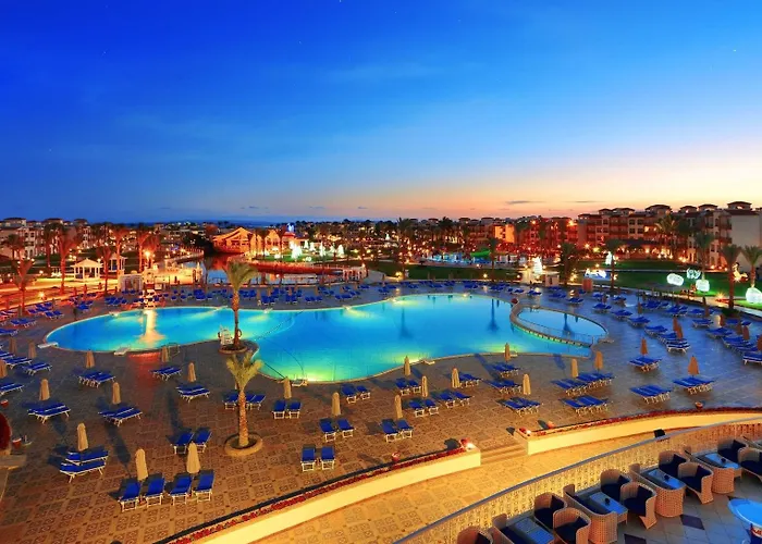 Casino hotel: Pickalbatros Dana Beach Resort - Aqua Park
