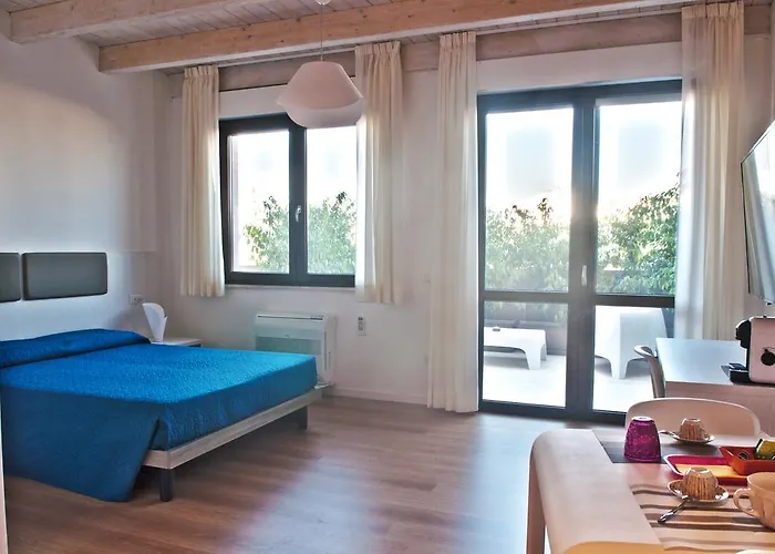 Four Rooms Guesthouse