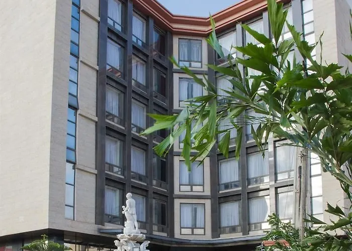 Golden Tulip Essential Lagos Airport Hotel