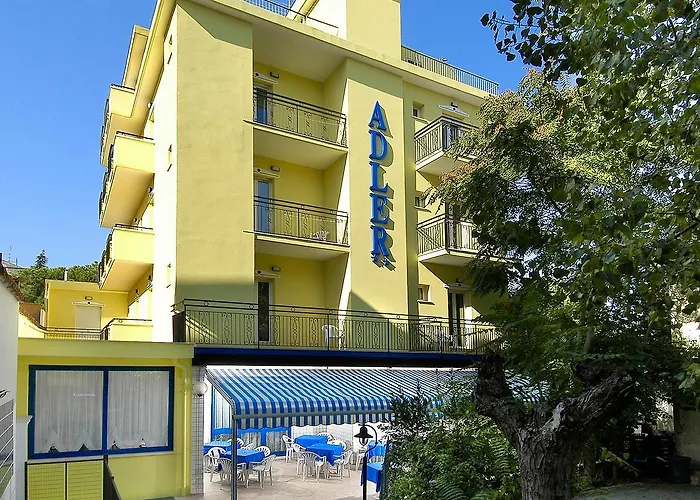 Airport Hotel: Hotel Adler
