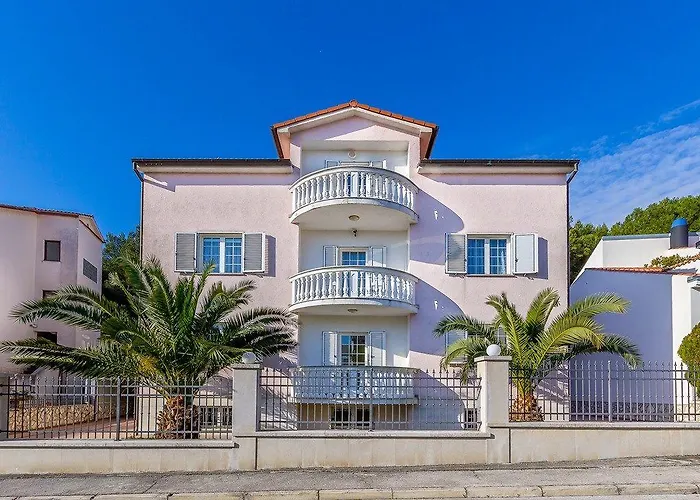 Guest house: Apartments Ori