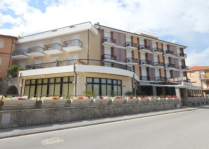 Albergo economico: Hotel Liliana Andora citr 9006-0004