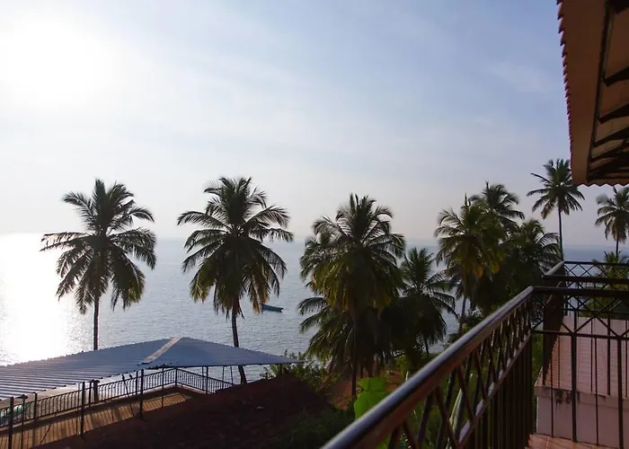 Casa Tropicana - Hotel & Homestays