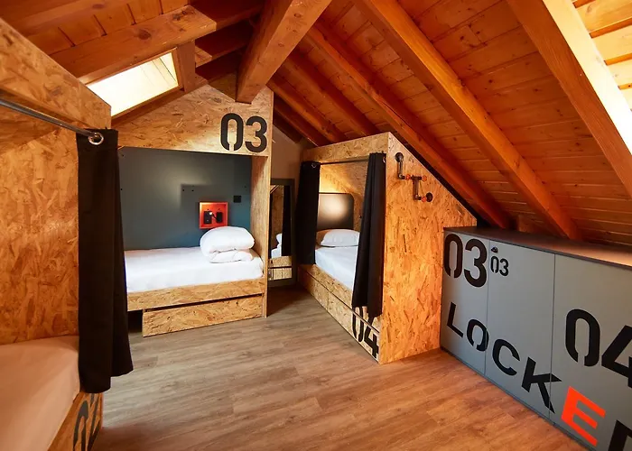 Moontain Hostel