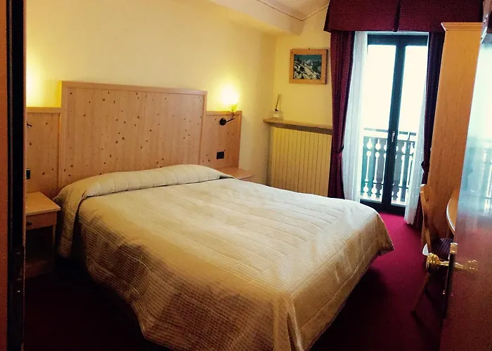 Hotel Ristorante Miramonti
