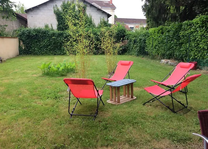 Logis Hotel Du Champ De Foire