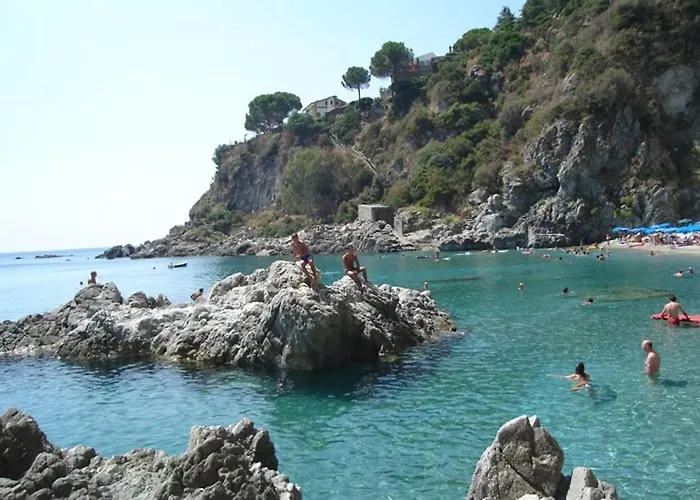  Girasole Guest House