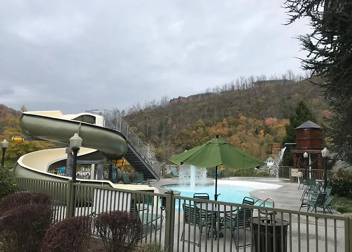 Resort: The Appy Lodge