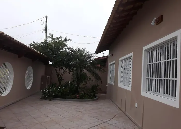 Casa Em Peruibe Sp - Temporada - 800 Metros Da Praia Com Wi-Fi
