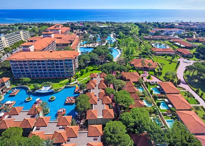 Pet Friendly hotel: Ic Hotels Green Palace - Kids Concept