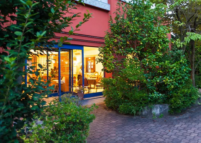  Blue Relais Maggiore