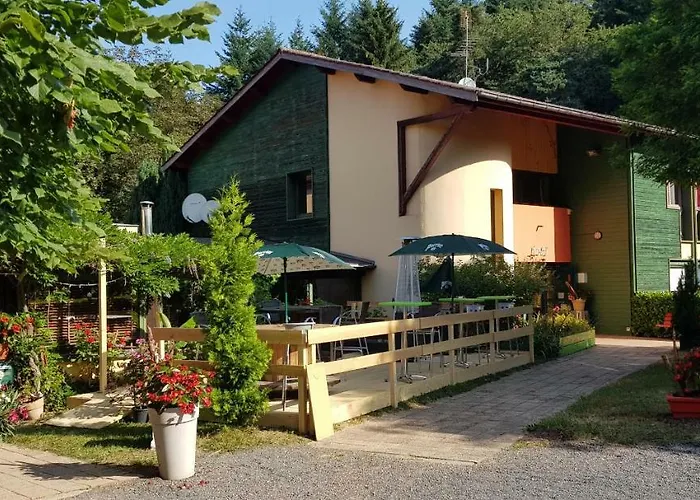 Le Pavillon