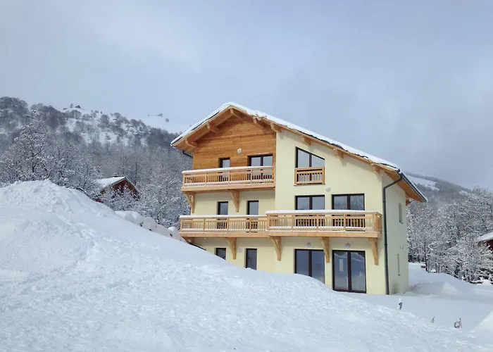 Les Chalets Du Grand Galibier